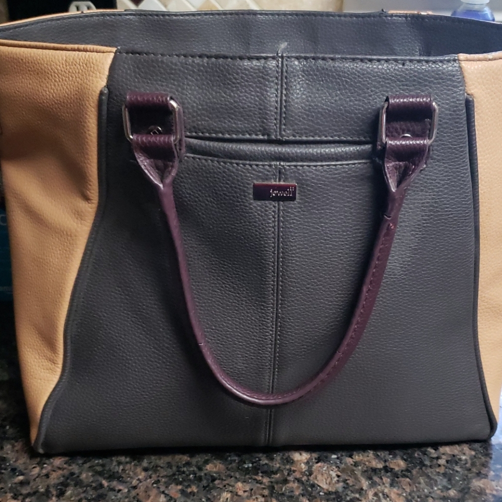 Very cute jewell purse